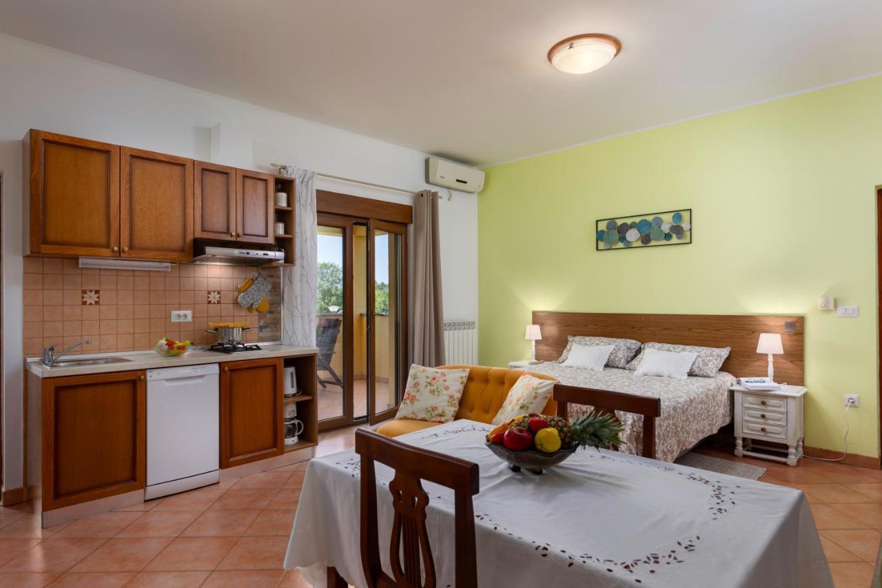 Apartments Terranova Rovinj Exterior photo