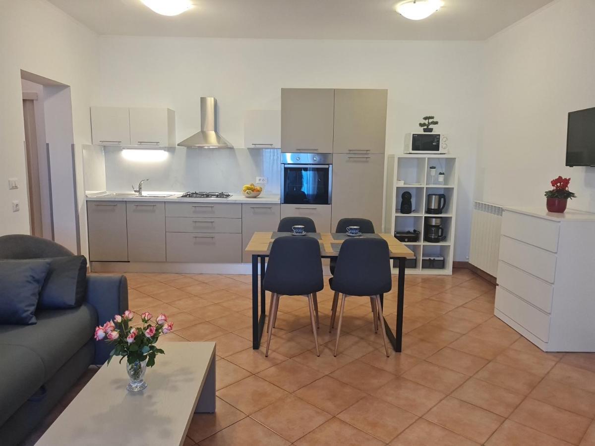 Apartments Terranova Rovinj Exterior photo
